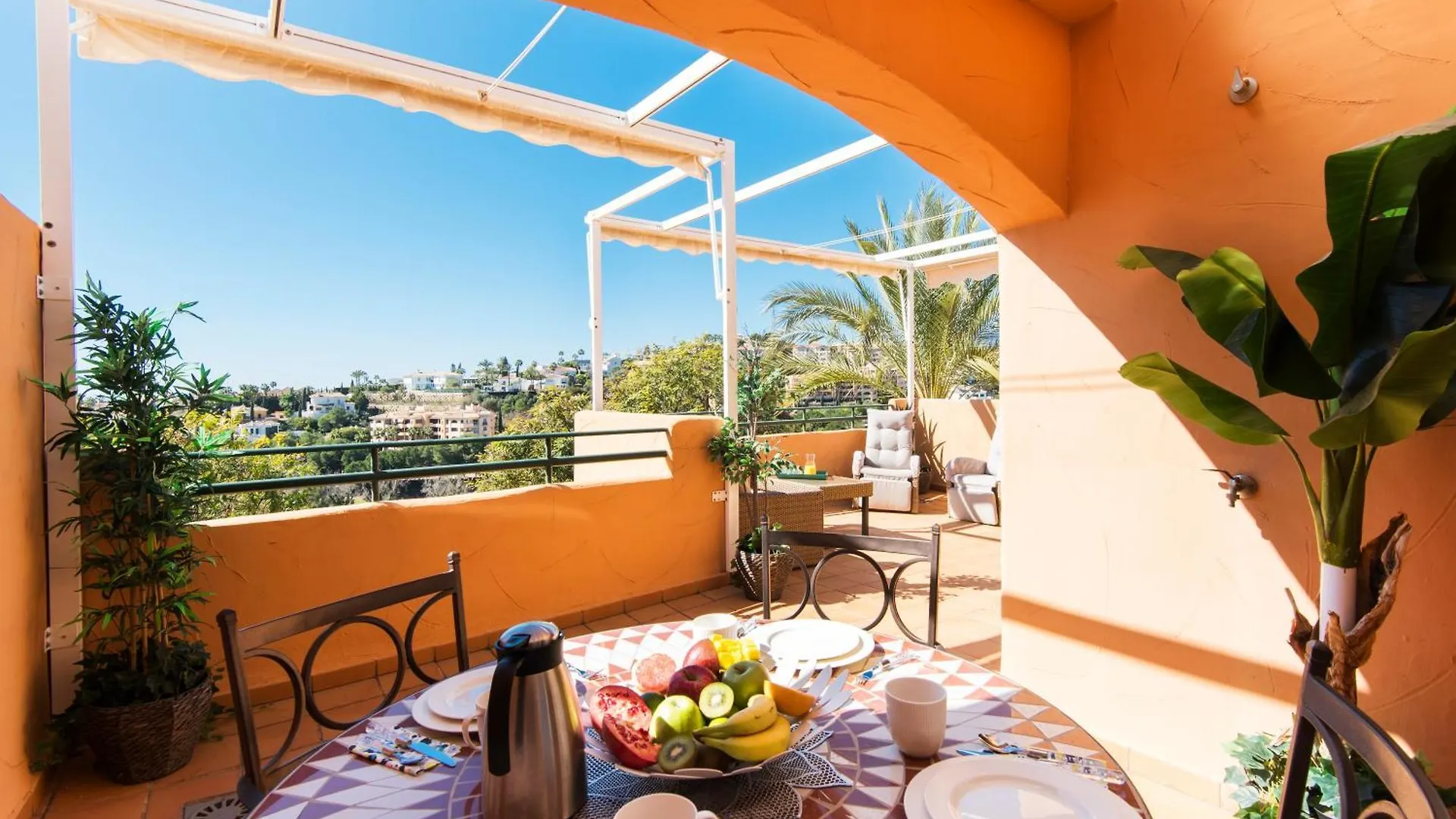Rentandhomes Penthouse Elviria Golf Marbella