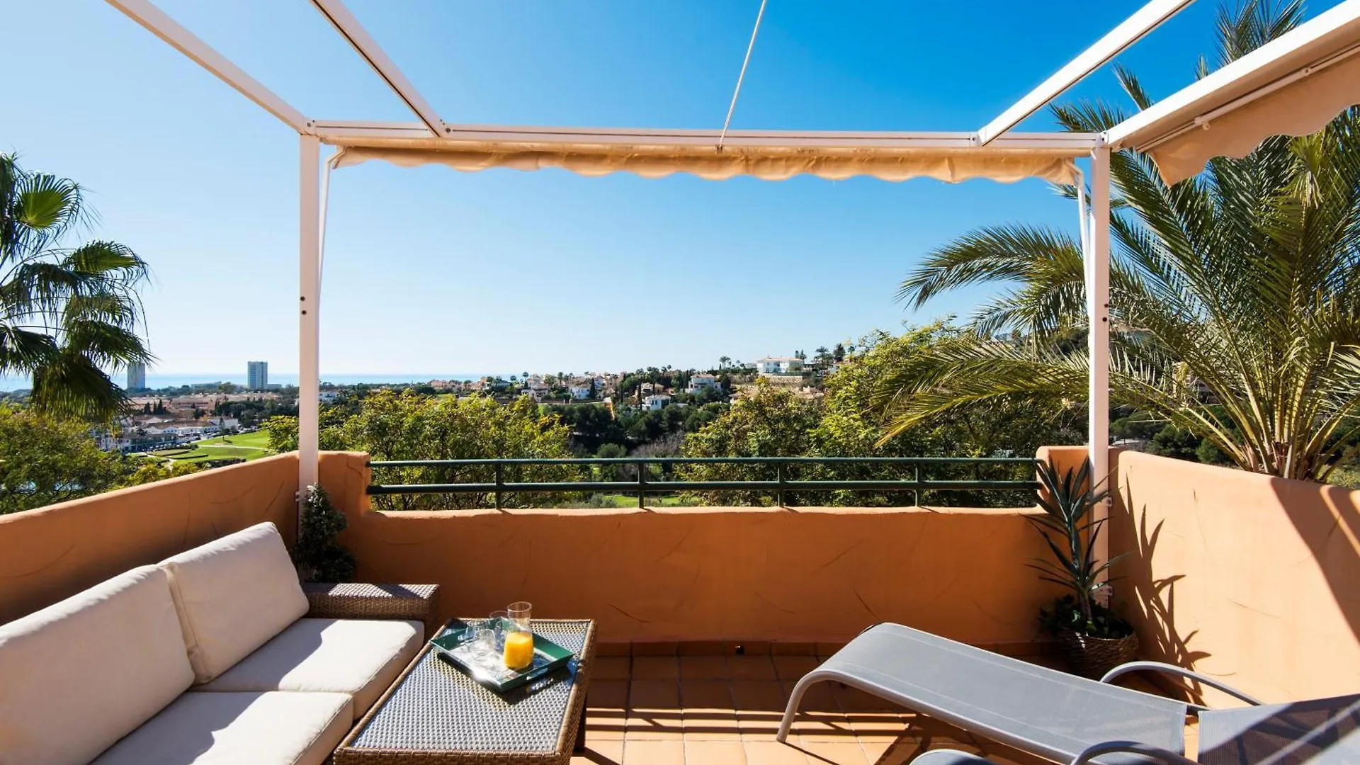 Rentandhomes Penthouse Elviria Golf Marbella Spain