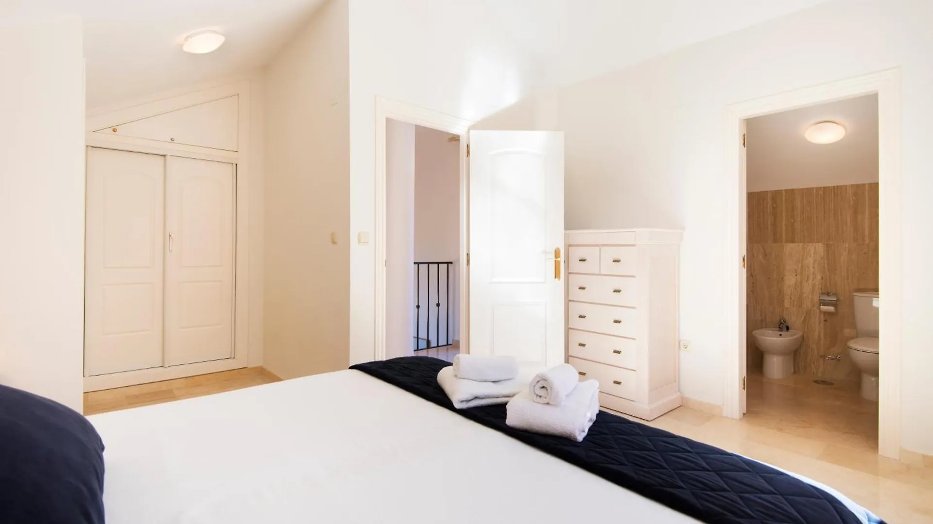 מארבלה Rentandhomes Penthouse Elviria Golf דירה